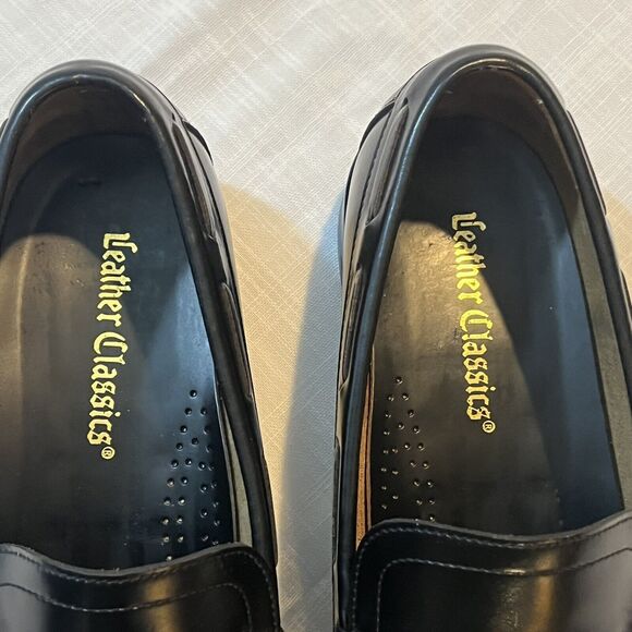 Leather Classics Men\'s Leather Tassel Loafers 10.5 Black Made In Mexico main image 4